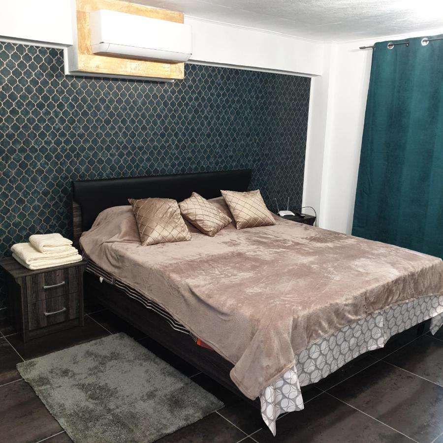Апартаменты Ahoy Deluxe Apts Айя-Напа Экстерьер фото